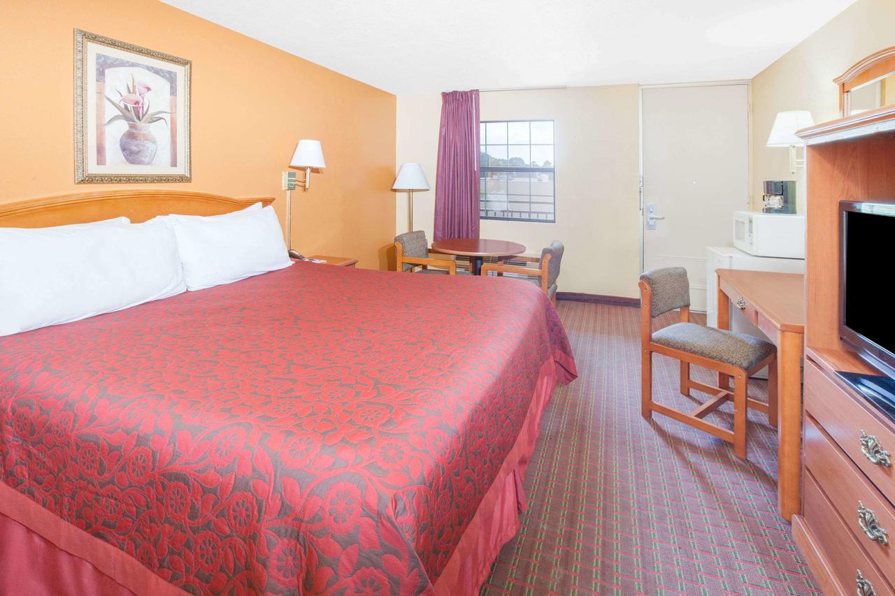 سيرسي Sunrise Extended Stay المظهر الخارجي الصورة